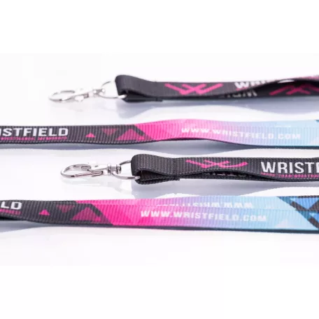 Šnúrka na krk s rebrovaním a s farebnou potlačou na 2 stranách 20x900mm - so štandardnou karabínou